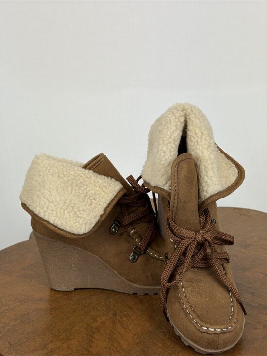 UNIONBAY Shoes - Vintage Y2K Union Bay Brown Wedge Ankle Boots Women's Size 6